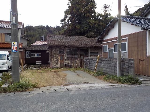 西町吉田の二　売土地（古家付き）